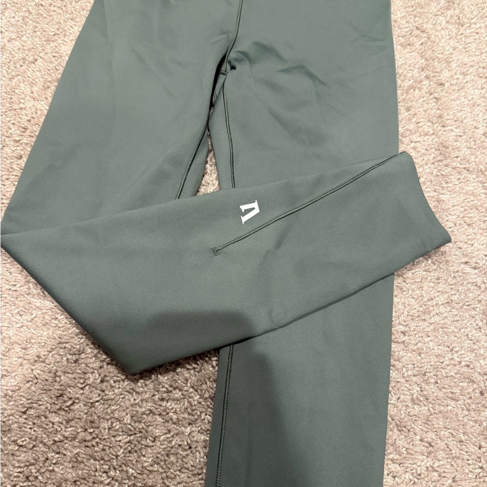 Vuori evolve leggings - Picture 2 of 4